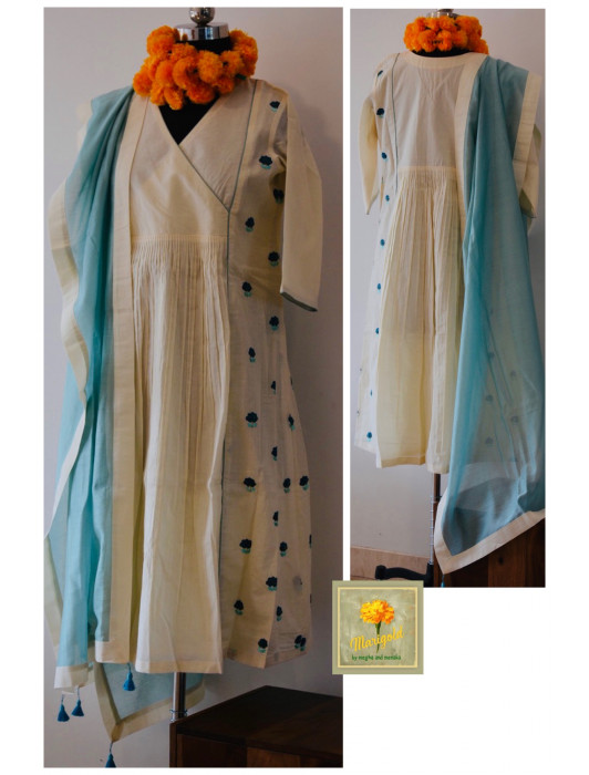 Kurta-dupatta set