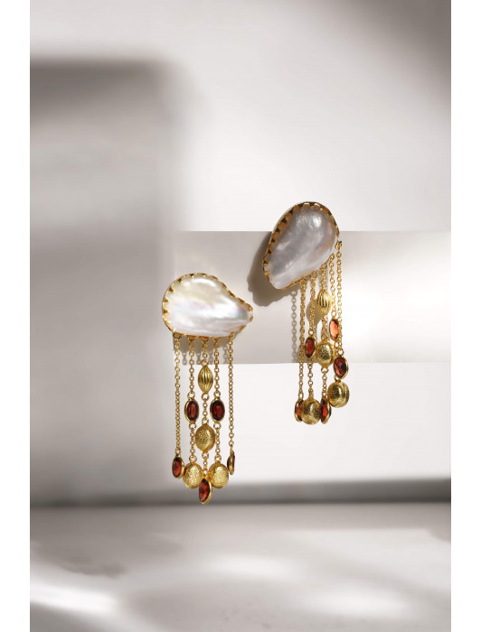 Silver Baroque pearl Earrings