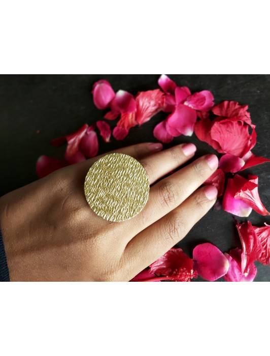 Textured Disc Adjustable Ring