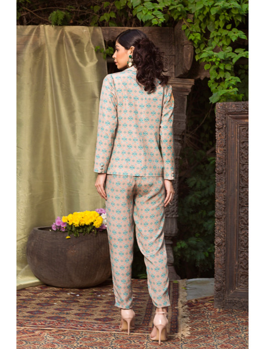 Grey And Teal Printed Pant Suit